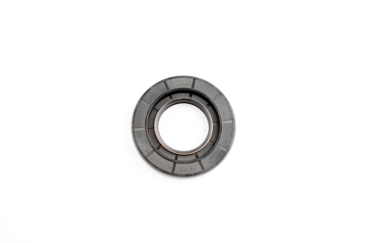 Crankshaft Oil Seal; Yamaha 1800 / 1900 08-26