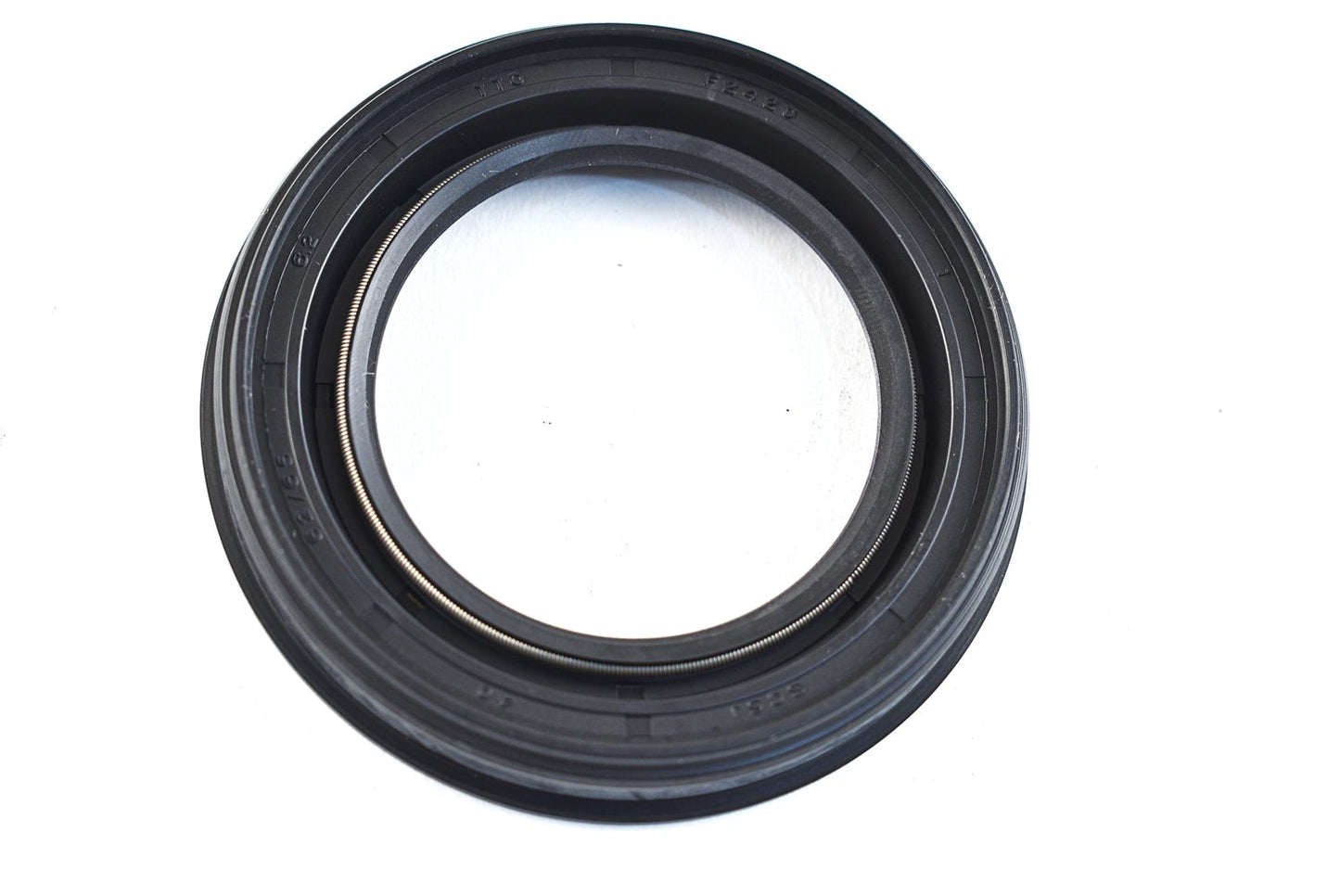 Crankshaft Oil Seal; Yamaha 1050 16-26