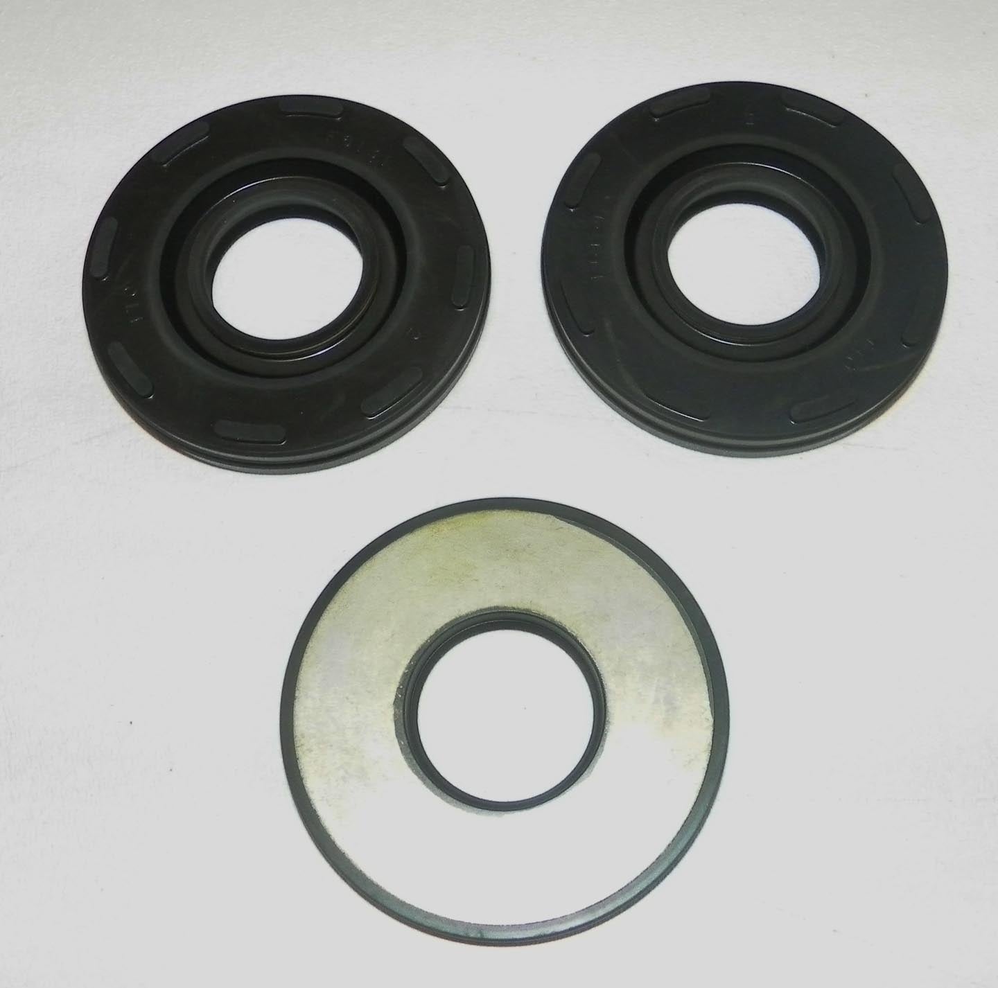 Crankshaft Oil Seal Kit; Kawasaki 650 / 750 86-02