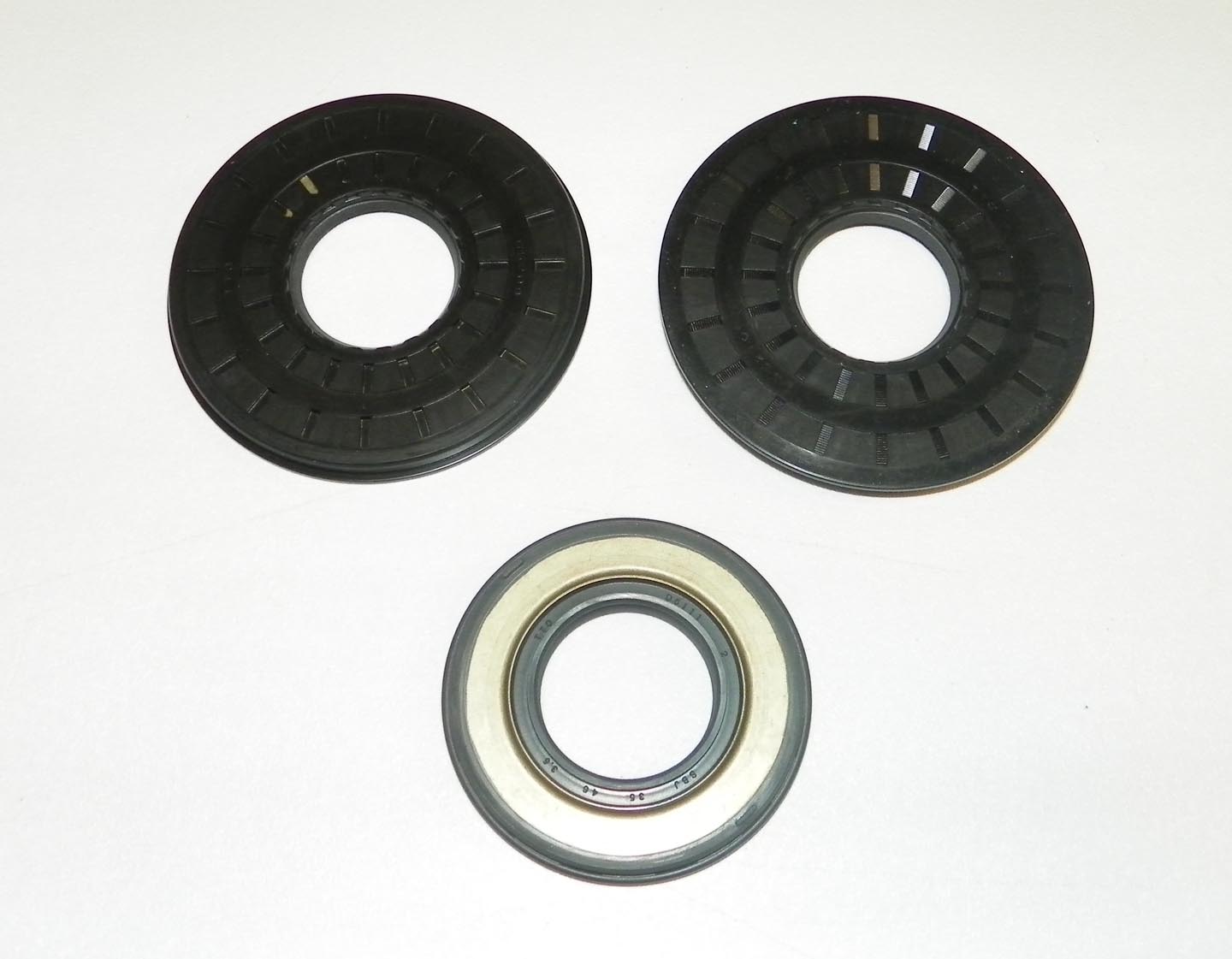 Crankshaft Oil Seal Kit; Yamaha 1300 GP-R 03-08